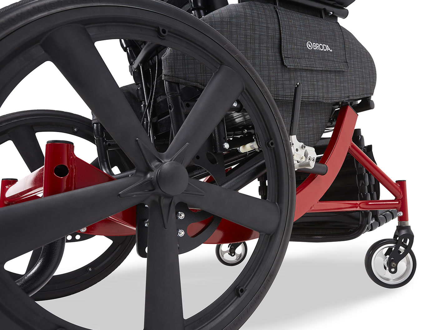 [Red] No-lift-configured Broda<sup>®</sup> Synthesis WC19 Transport Chair - Image 3